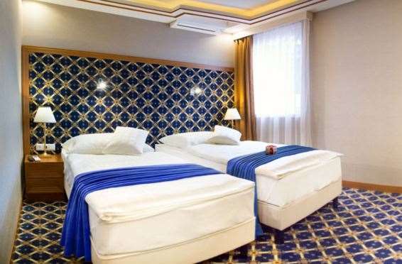 Hotel Central Отель 4*